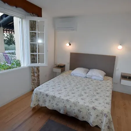 D'hotes Et En Luberon * Volx